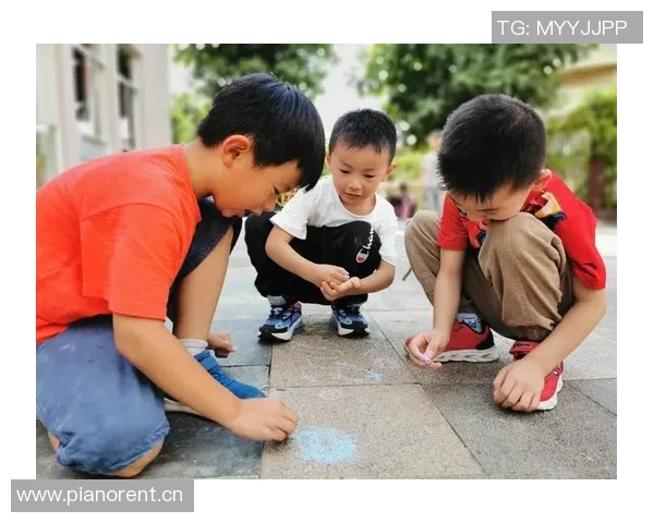 布朗分享训练营体验：为田径队打球的意外收获与挑战