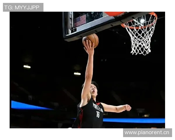 杨瀚森深入研究比赛录像逐渐领悟NBA精髓展现出色媒体人素养